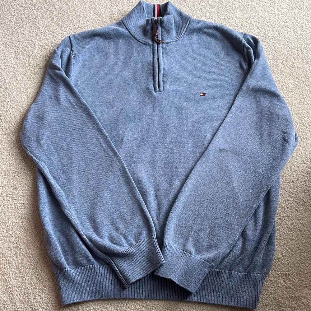 Men’s Medium Tommy Hill 1/4 zip light blue sweater.